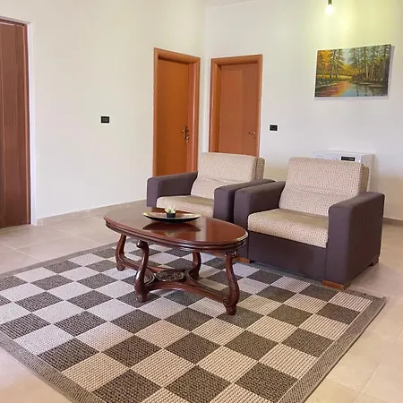 Guest house By Roni Durres