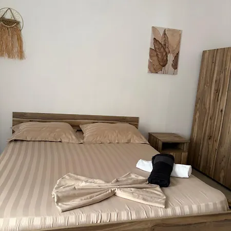 Guest house By Roni *