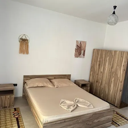Guest house By Roni *